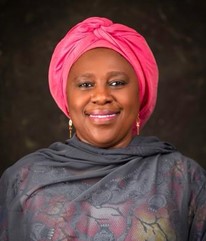 Dr Salma Anas